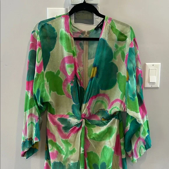 Smythe Twist Dress in Watercolor Green - Picture 10 of 15